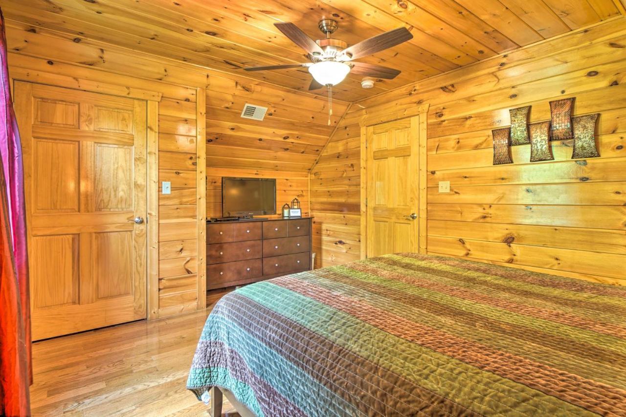 Pigeon Forge Cabin Sauna, Saltwater Pool And Views! Sevierville Exterior photo