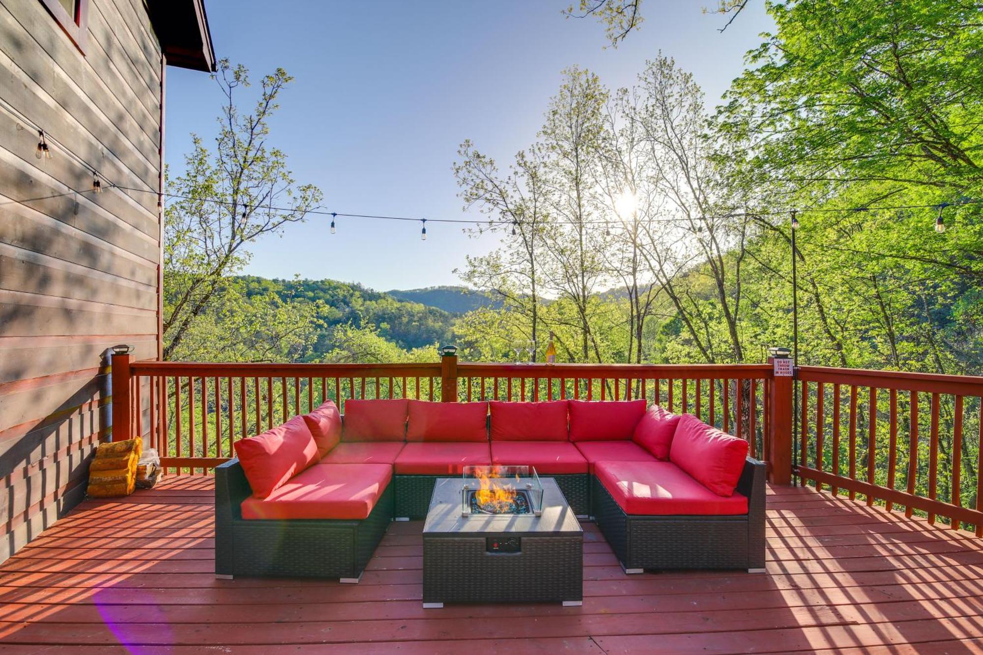 Pigeon Forge Cabin Sauna, Saltwater Pool And Views! Sevierville Exterior photo
